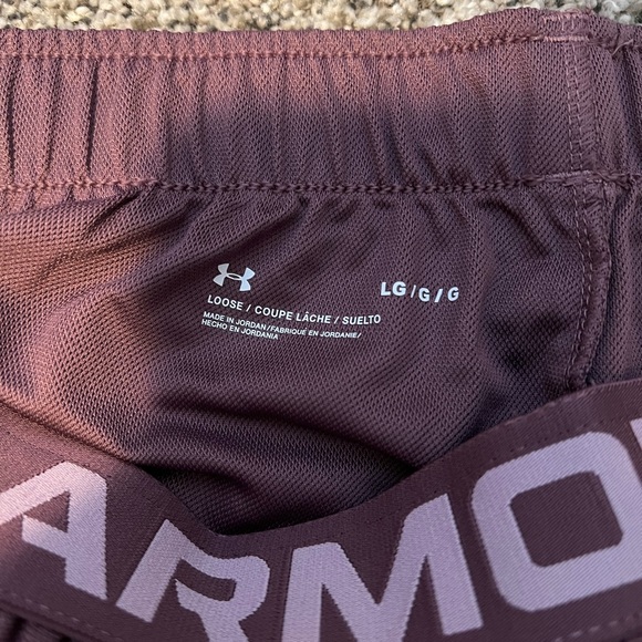 NWT Under Armour Running Shorts - Picture 3 of 3
